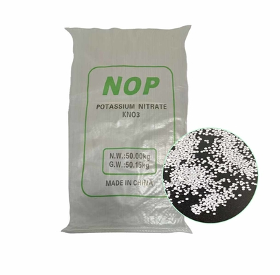 Glastoepassing Kaliumnitraat KNO3 met chemische formule KNO3 en Min. 99% zuiverheid