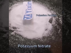de meststof van het kaliumnitraat